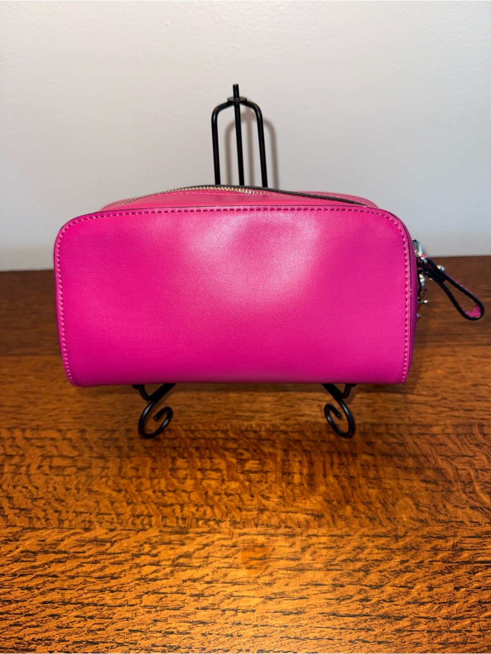 Folli Follie Hot Pink Vegan Leather Wristlet Cosmetic Pouch Clutch - Picture 3 of 8